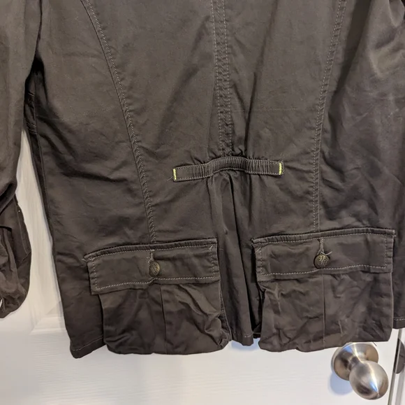 Jacket - Picture 8 of 10